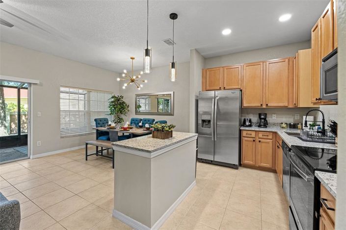 Image No.18-4 Bed Townhouse for sale