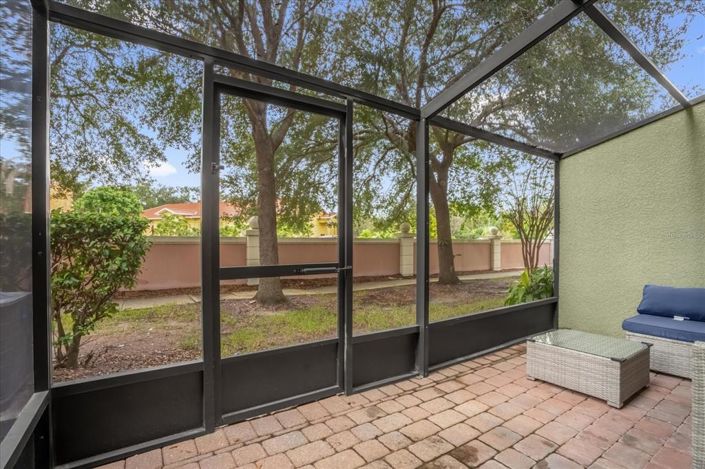 Image No.34-4 Bed Townhouse for sale