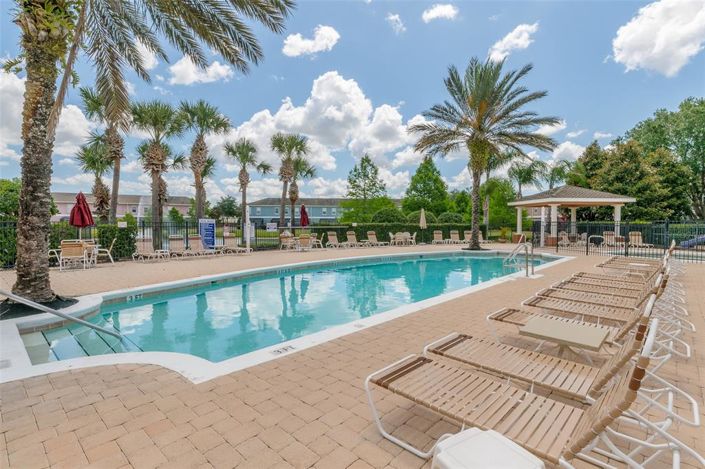 Image No.40-4 Bed Townhouse for sale