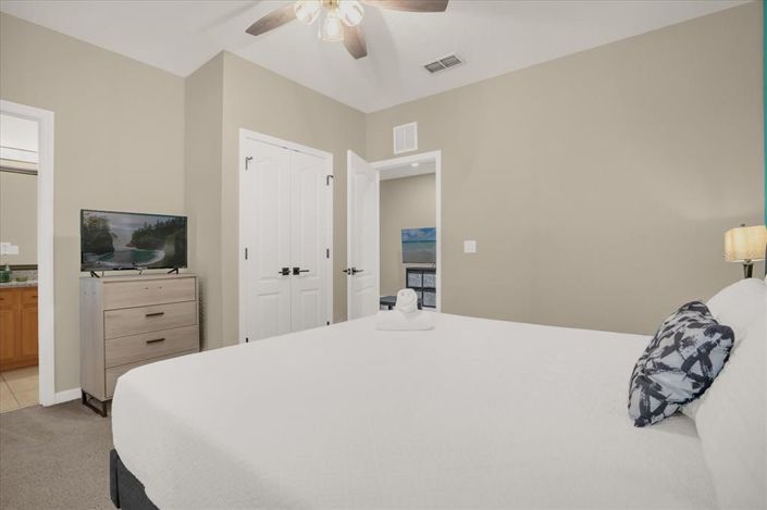 Image No.56-4 Bed Townhouse for sale