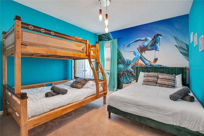 Image No.21-15 Bed Property for sale