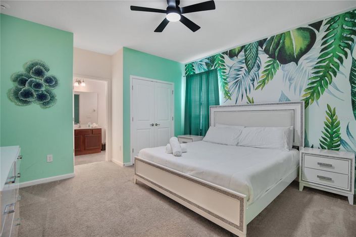 Image No.24-15 Bed Property for sale