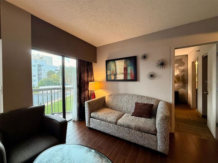 Image No.12-2 Bed Property for sale