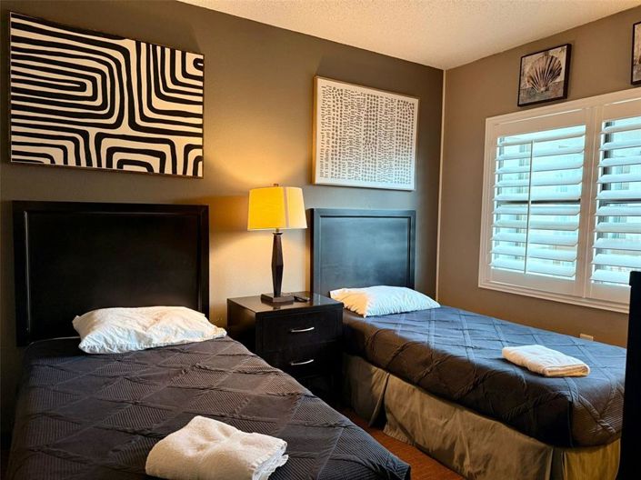 Image No.4-2 Bed Property for sale