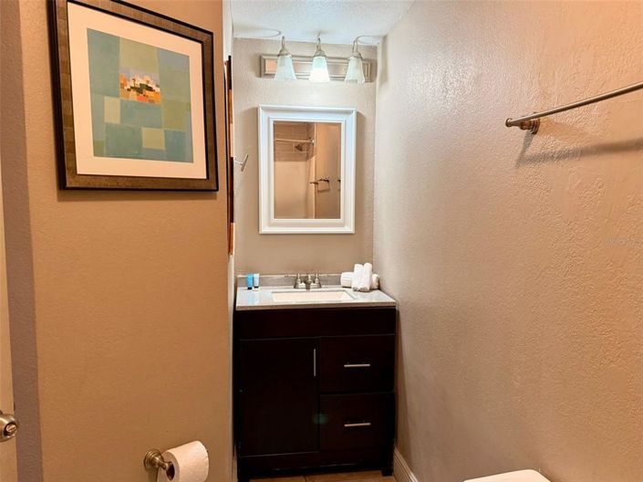 Image No.8-2 Bed Property for sale