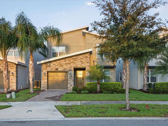 Image No.2-5 Bed Property for sale