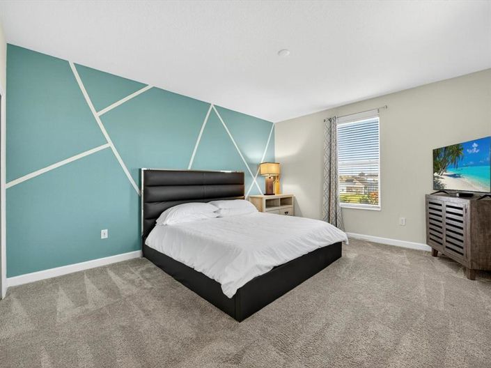 Image No.22-5 Bed Property for sale