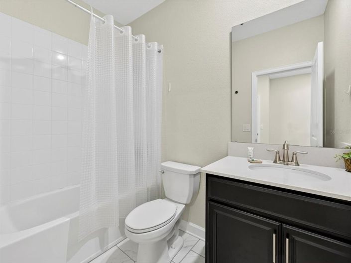 Image No.29-5 Bed Property for sale