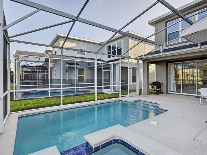 Image No.30-5 Bed Property for sale