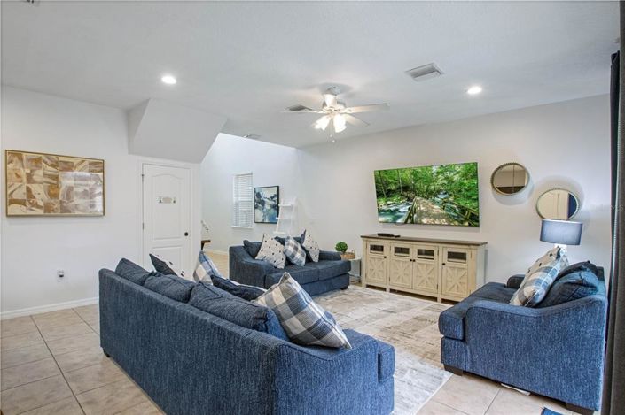 Image No.7-5 Bed Property for sale