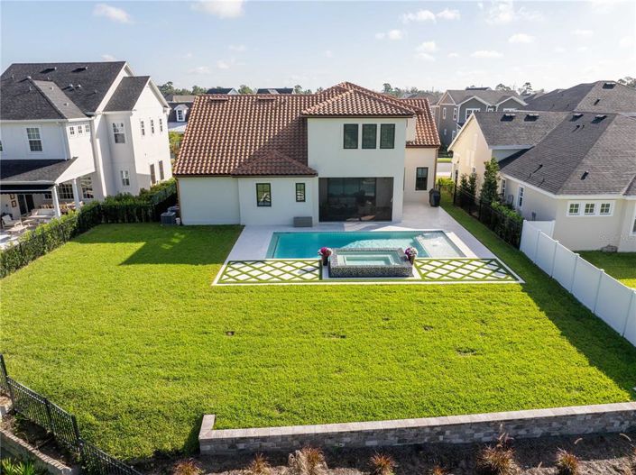 Image No.10-5 Bed Property for sale