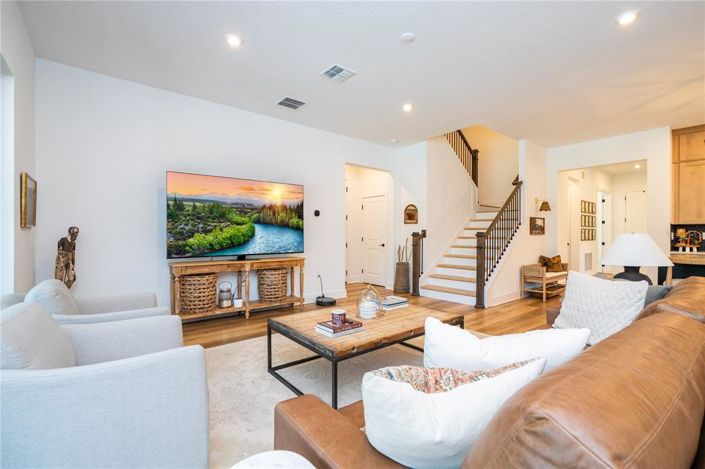 Image No.43-5 Bed Property for sale