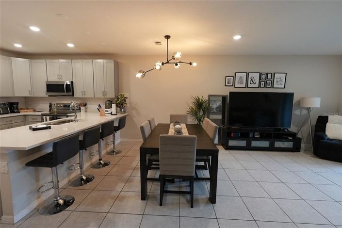 Image No.12-3 Bed Townhouse for sale