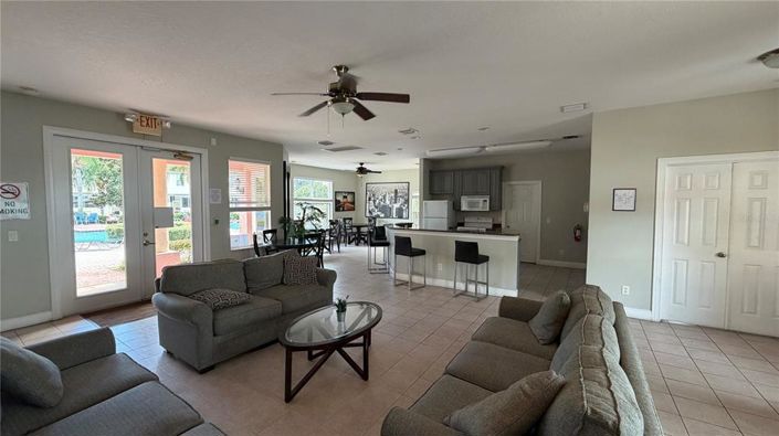 Image No.55-3 Bed Townhouse for sale