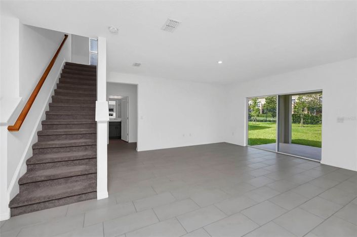 Image No.24-5 Bed Property for sale