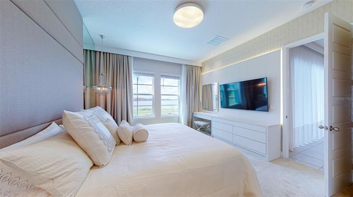 Image No.22-5 Bed Property for sale