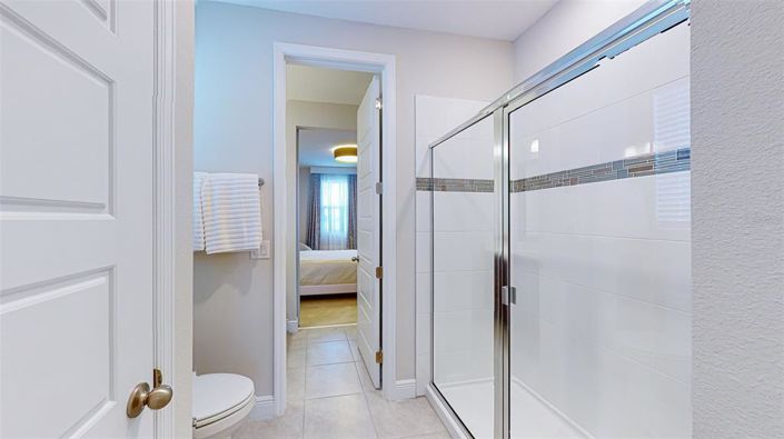 Image No.33-5 Bed Property for sale