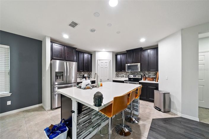 Image No.7-4 Bed Property for sale