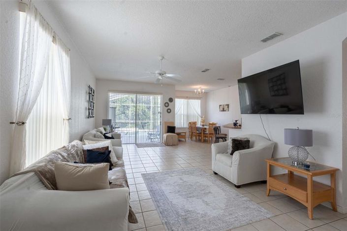 Image No.10-4 Bed Property for sale