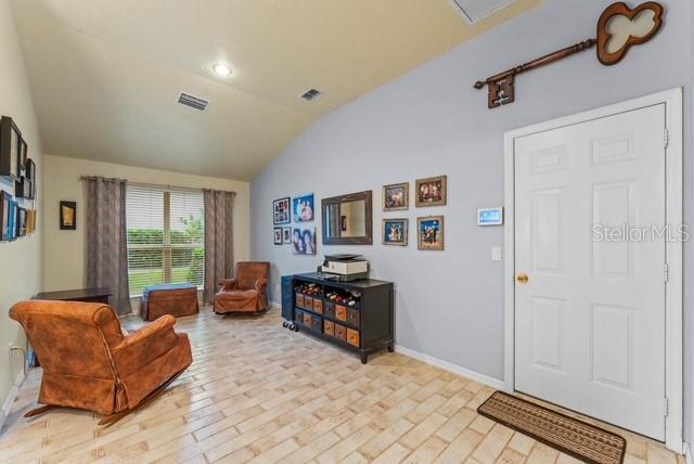 Image No.10-3 Bed Property for sale