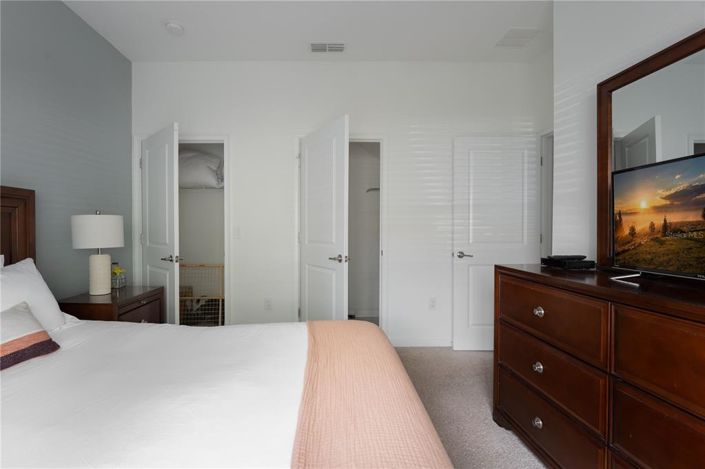 Image No.21-4 Bed Townhouse for sale