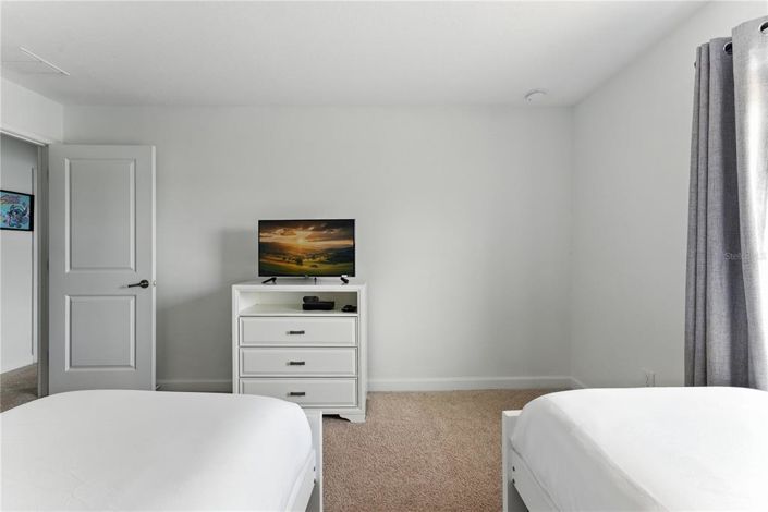 Image No.40-4 Bed Townhouse for sale