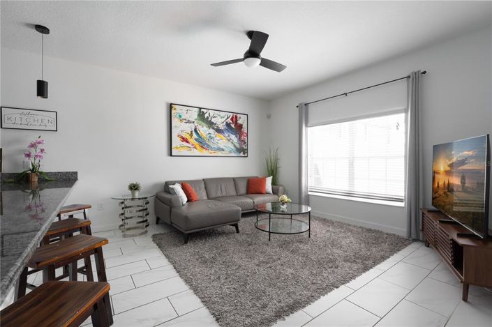 Image No.8-4 Bed Townhouse for sale