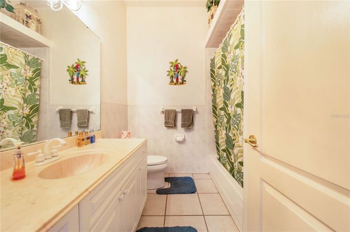 Image No.30-4 Bed Property for sale