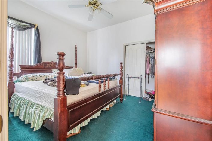 Image No.32-4 Bed Property for sale