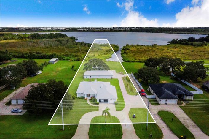 Image No.58-4 Bed Property for sale