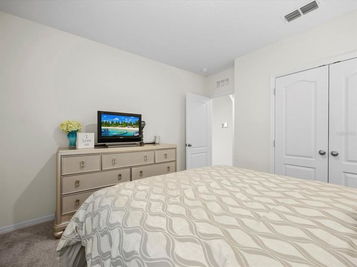 Image No.13-5 Bed Property for sale