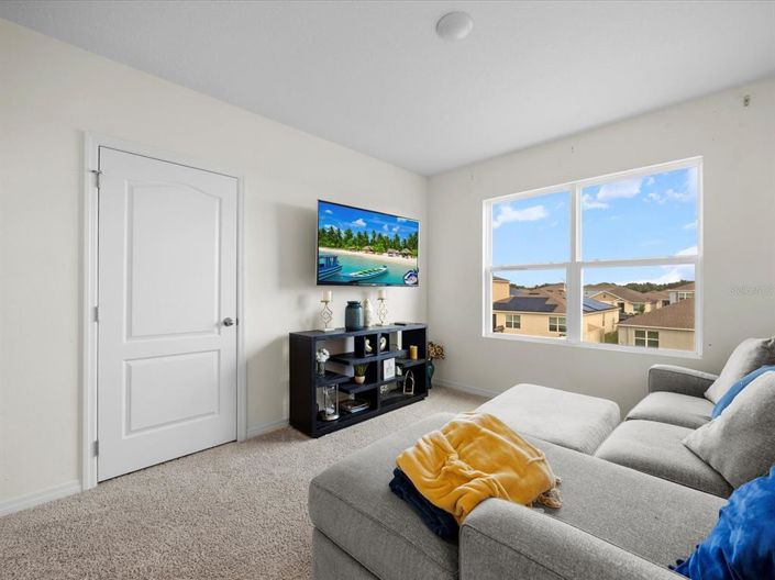 Image No.15-5 Bed Property for sale