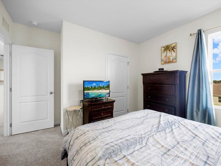 Image No.26-5 Bed Property for sale