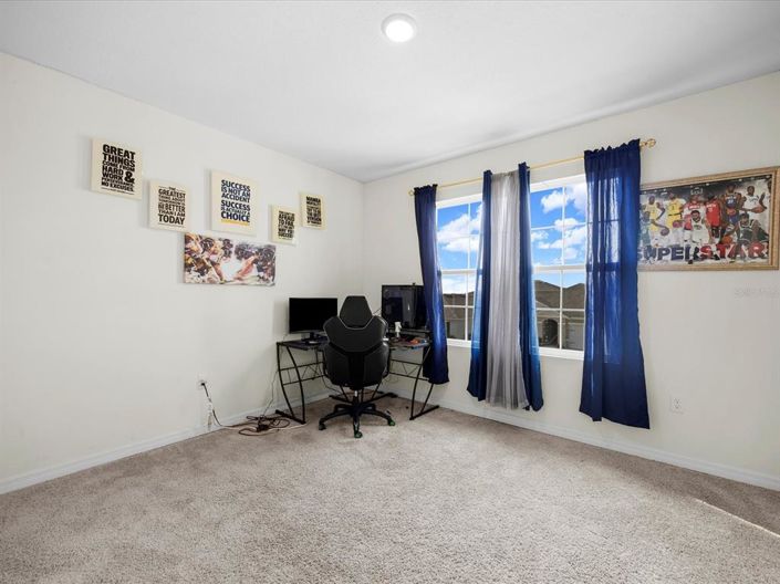 Image No.27-5 Bed Property for sale