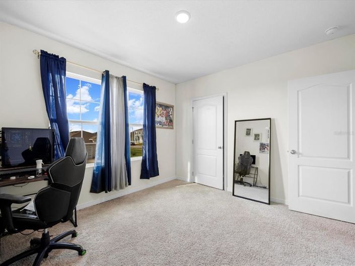 Image No.28-5 Bed Property for sale