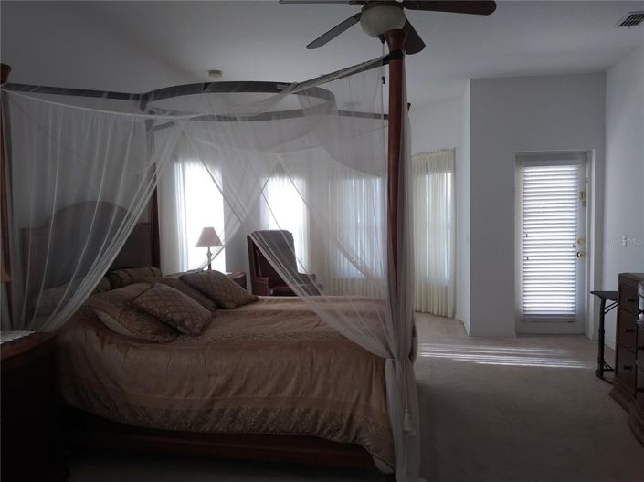 Image No.20-4 Bed Property for sale