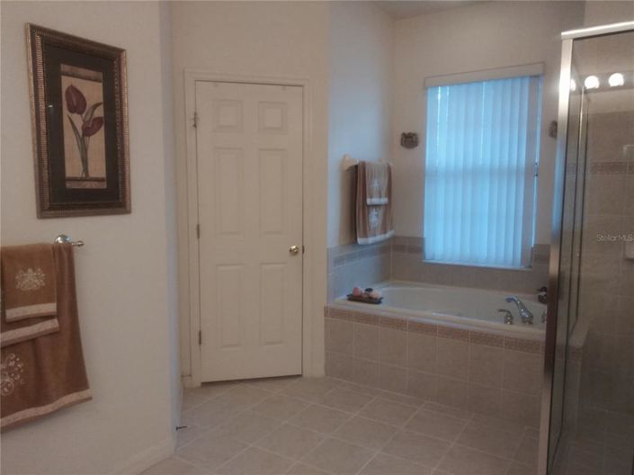 Image No.25-4 Bed Property for sale