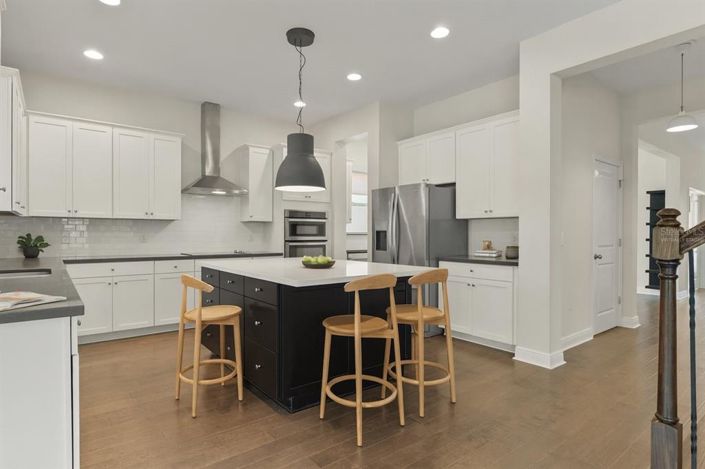 Image No.11-4 Bed Property for sale