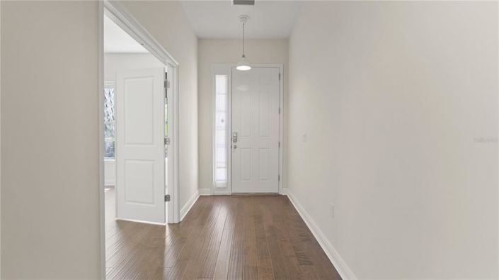 Image No.4-4 Bed Property for sale