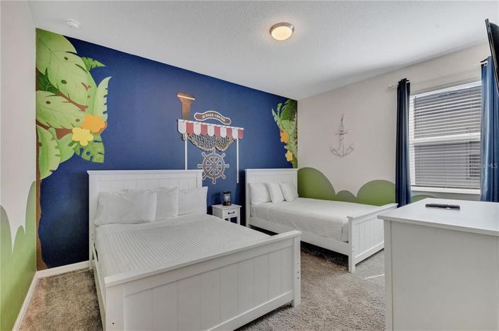 Image No.13-3 Bed Property for sale