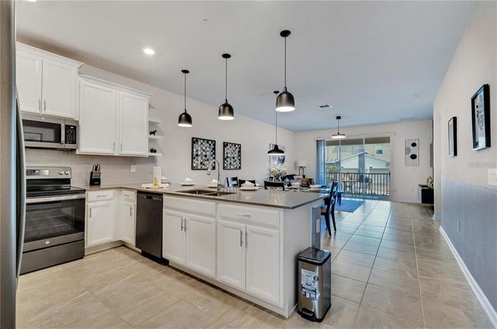 Image No.2-3 Bed Property for sale