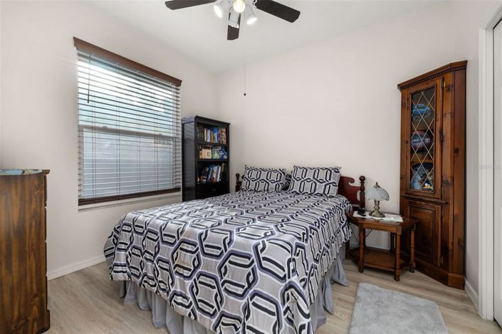 Image No.23-3 Bed Property for sale