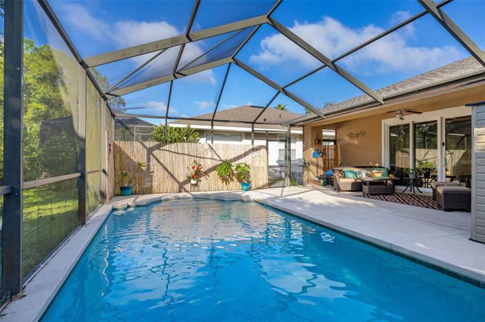 Image No.40-3 Bed Property for sale