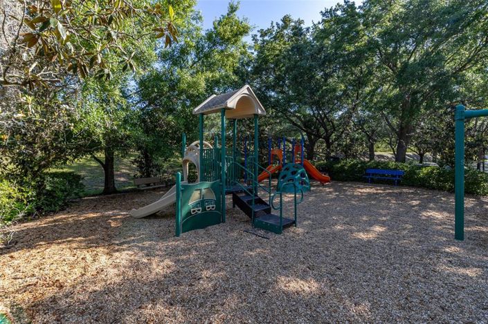 Image No.58-3 Bed Property for sale