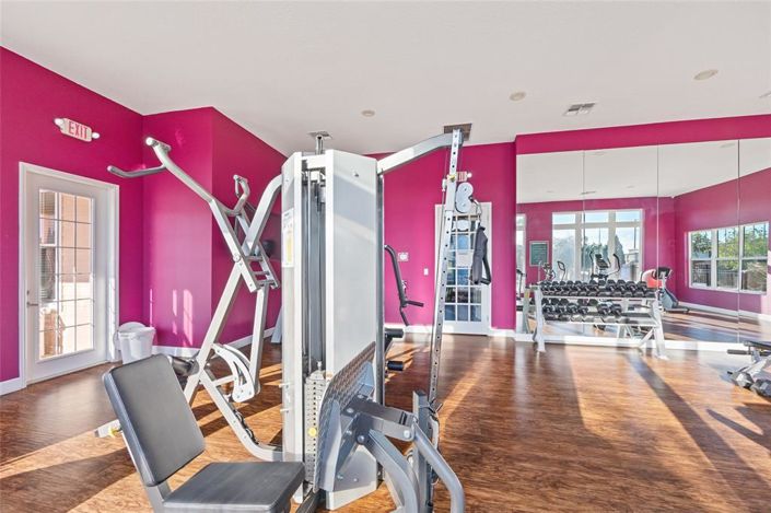 Image No.25-3 Bed Townhouse for sale