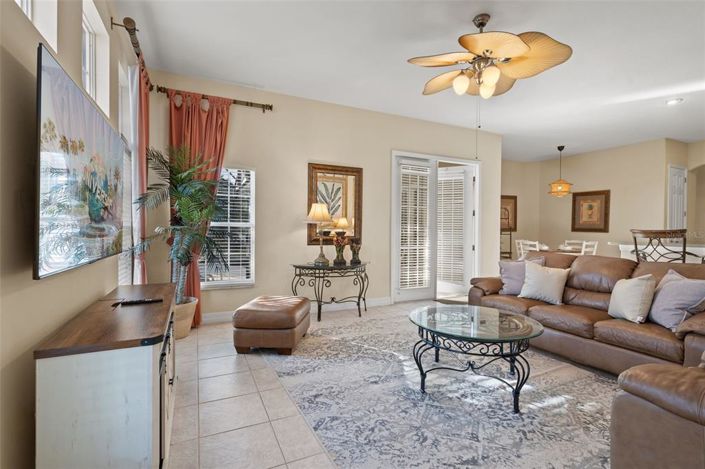 Image No.10-5 Bed Property for sale