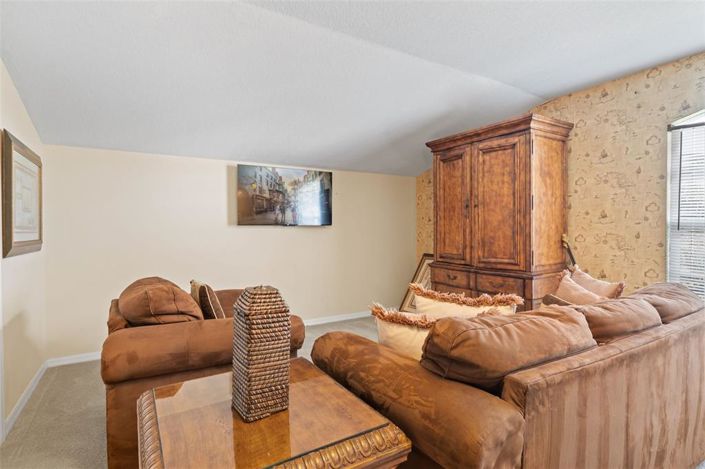 Image No.25-5 Bed Property for sale