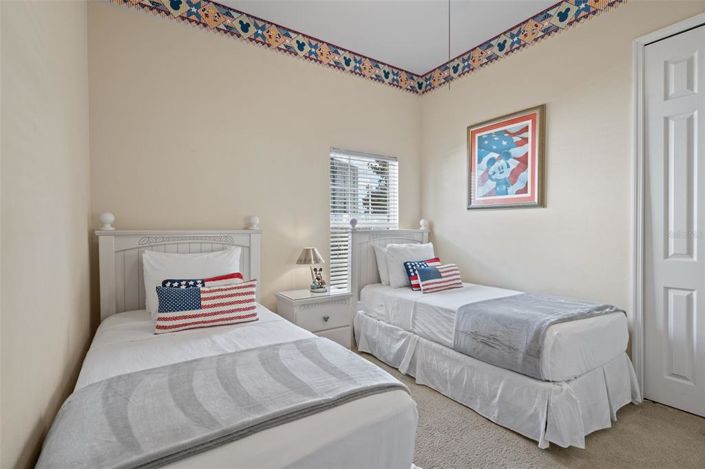 Image No.28-5 Bed Property for sale