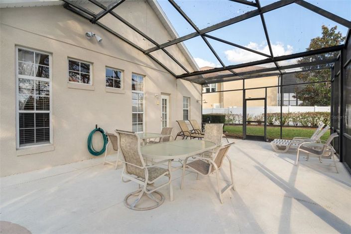 Image No.40-5 Bed Property for sale