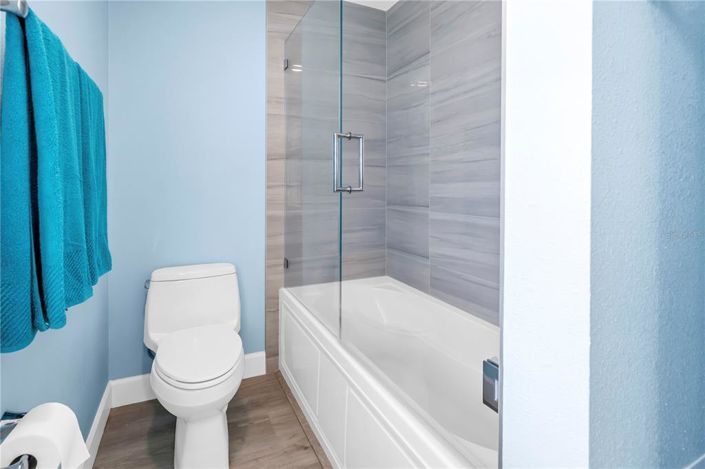 Image No.30-2 Bed Property for sale